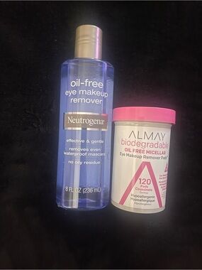 Neutrogena Oil-Free Eye Makeup Remover Bottle - Blue